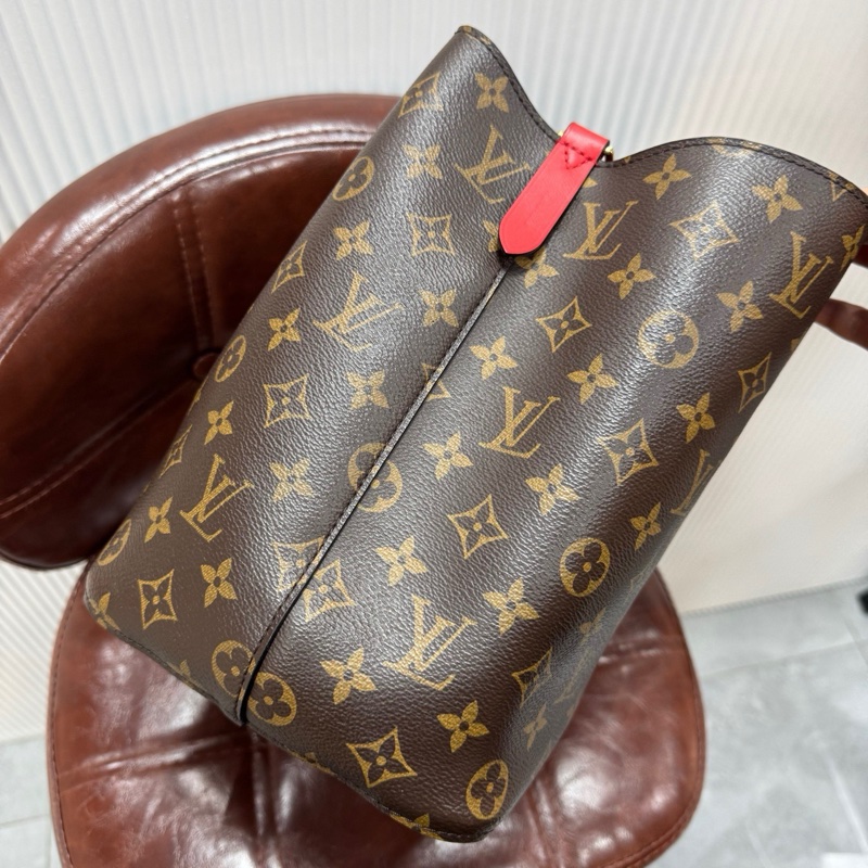 LV 路易威登 Neonoe 經典老花紅水桶 帶編織手柄-4