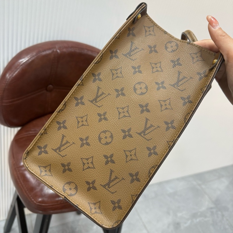 LV 路易威登 ONTHEGO 托特包 中號雙面焦糖芯片款-4
