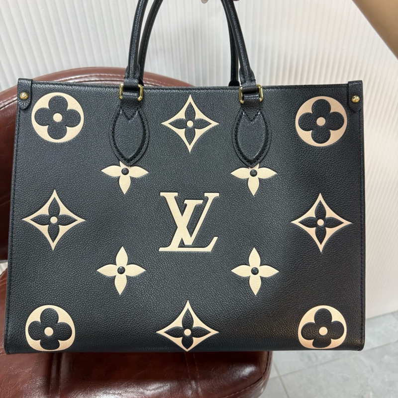 LV 路易威登 ONTHEGO 中號黑白全皮款 熊貓配色芯片款-1