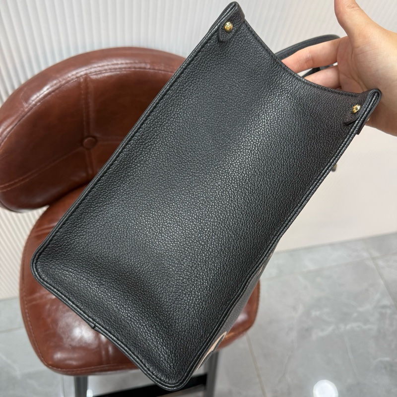 LV 路易威登 ONTHEGO 中號黑白全皮款 熊貓配色芯片款-4