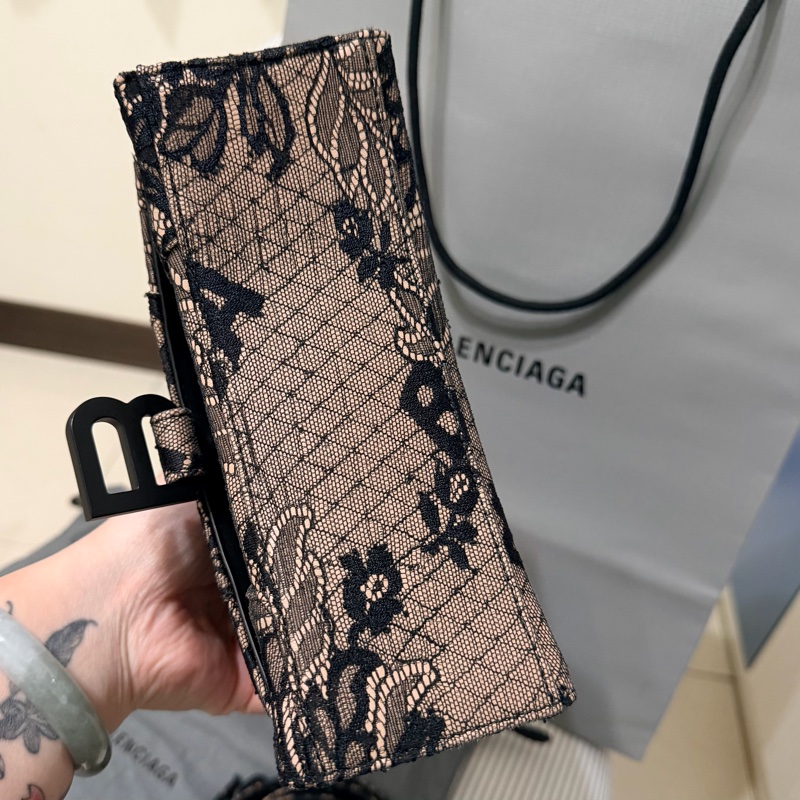 全配 台灣購入Balenciaga（巴黎世家）Hourglass XS（沙漏包）黑裸雙色刺繡蕾絲款-6