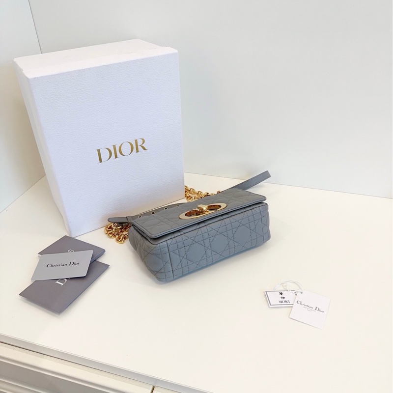 ✨Dior Caro 岩石灰黛妃鏈條包 98新 專櫃在售13萬🩶-5