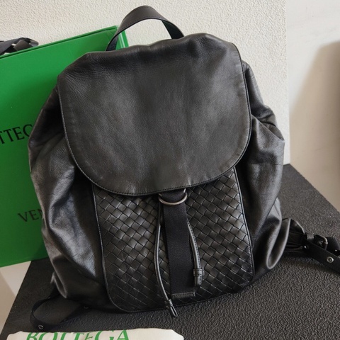 【大全套有盒❤️男女通用超帥😎適合上班/旅遊✨】BV BOTTEGA VENETA 編織雙肩包