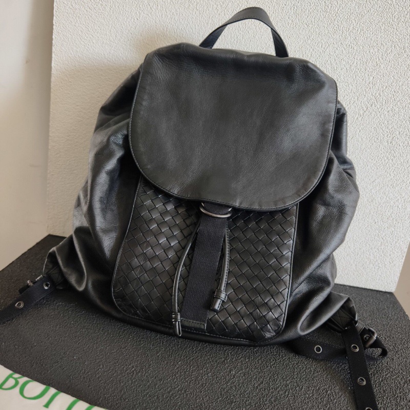 【大全套有盒❤️男女通用超帥😎適合上班/旅遊✨】BV BOTTEGA VENETA 編織雙肩包-1