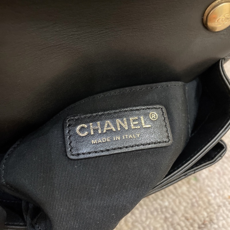 Chanel 黑金牛皮口蓋包可斜挎手提肩背 鐳射碼29開-9