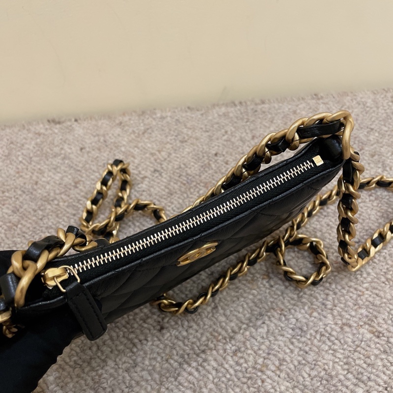Chanel 香奈兒 23b 黑金小號雙鏈條hobo 芯片款 可手提斜挎肩背-11