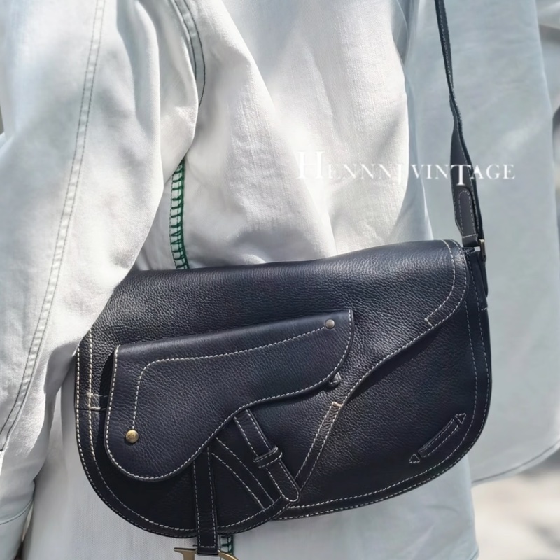 Dior 斜背包-15