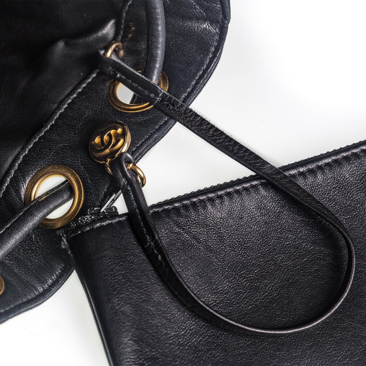 C002 Chanel 雙C大logo水桶包-21