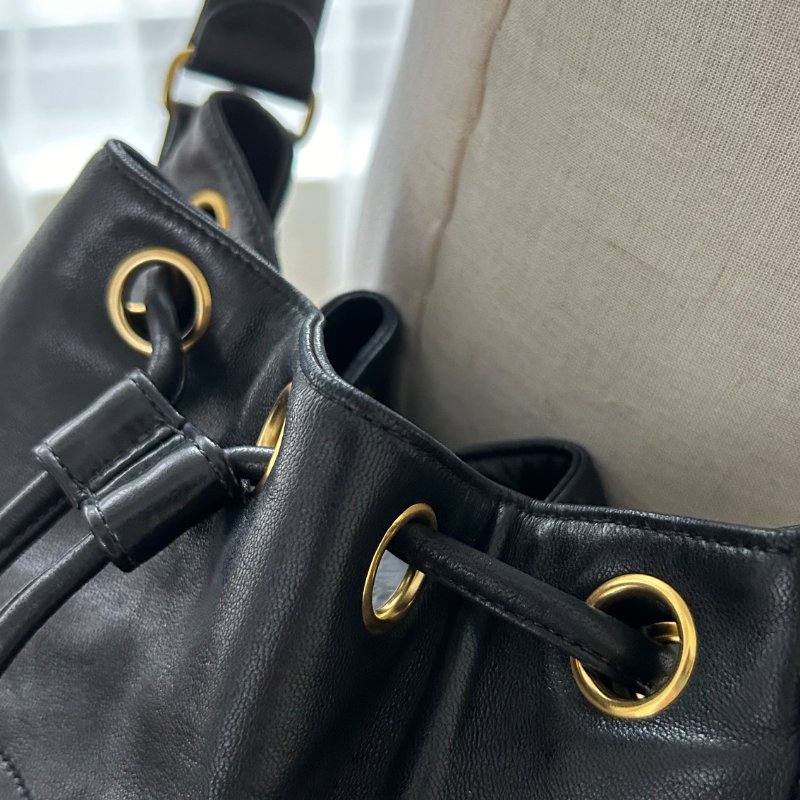 C002 Chanel 雙C大logo水桶包-22