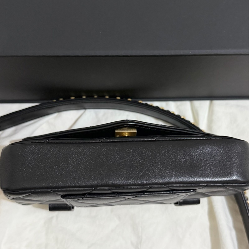 Chanel 限量絕版腰包-6