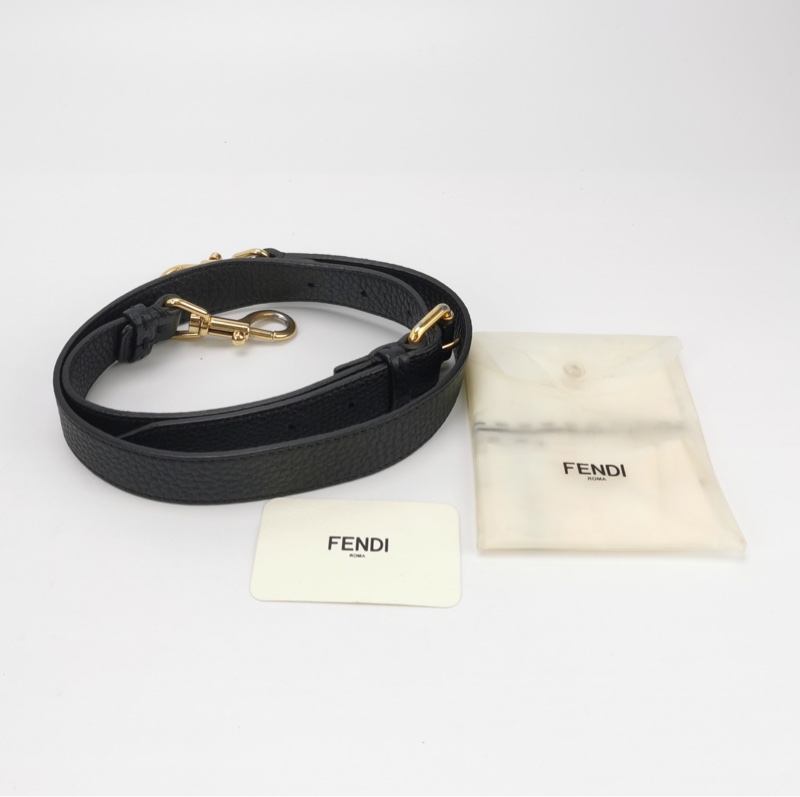 Fendi Peekaboo躲貓貓牛皮小惡魔圖案扭鎖斜挎包單肩包-6