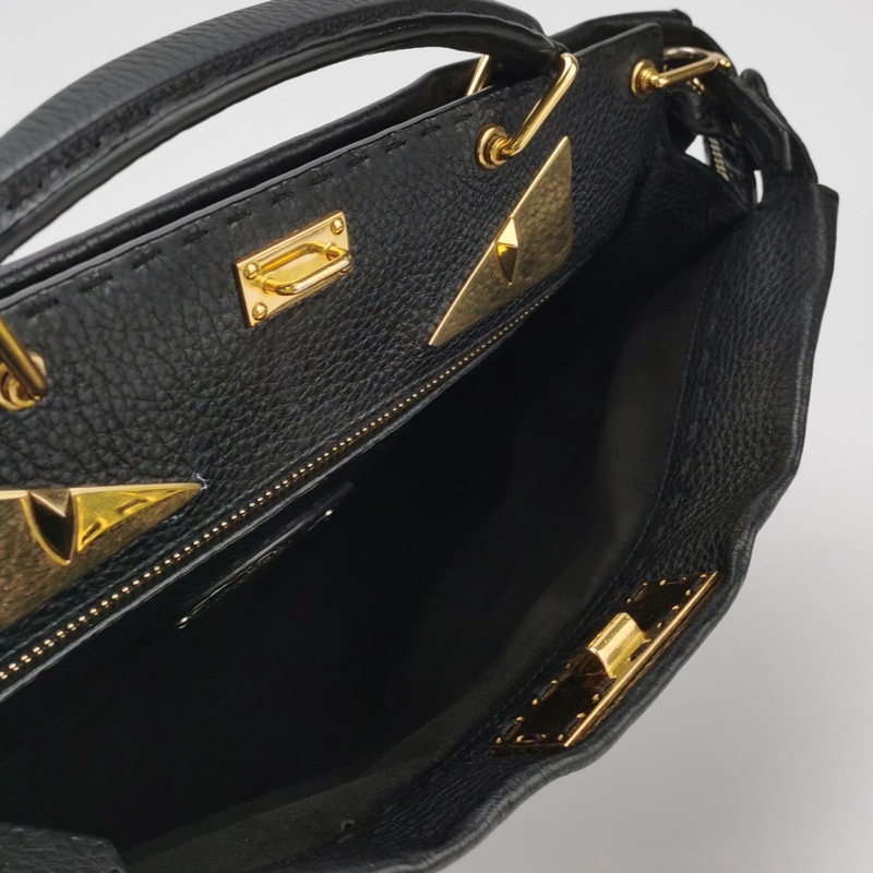 Fendi Peekaboo躲貓貓牛皮小惡魔圖案扭鎖斜挎包單肩包-8