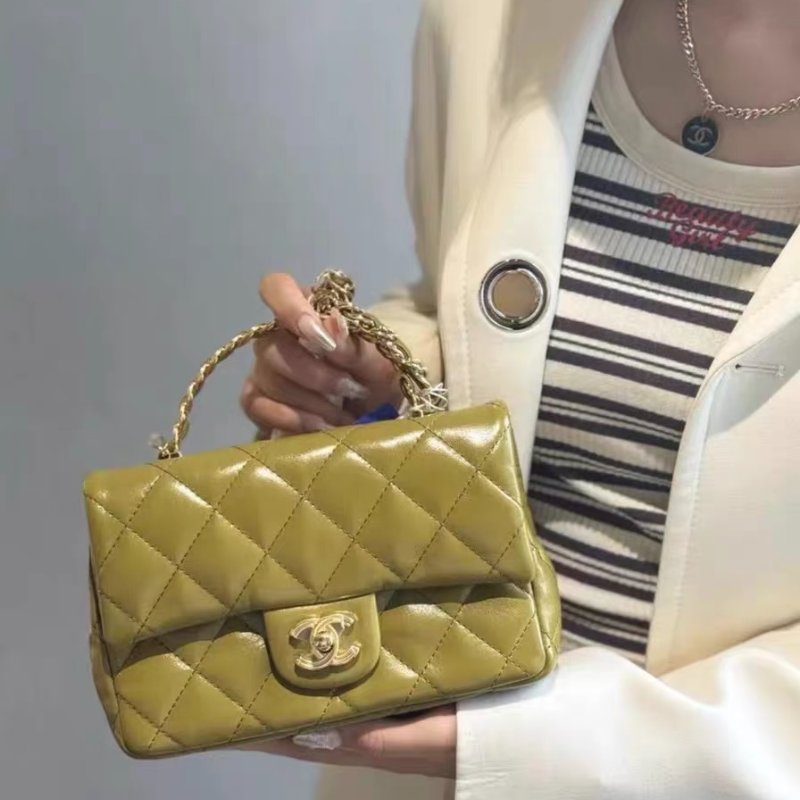 Chanel 23A 綠色油蠟皮金扣 CF大mini 手柄鏈條包 21*13*8 99新配件塵袋-0