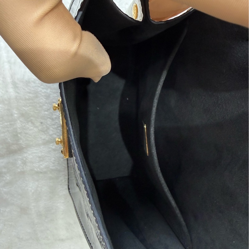 LV路易威登/Louis Vuitton 黑色漆皮-8