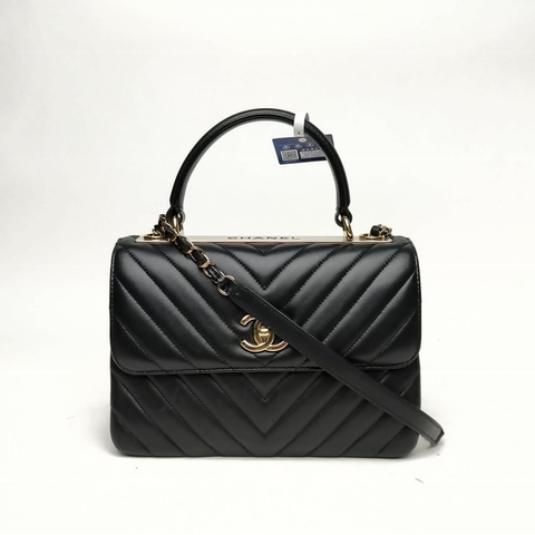 CHANEL TrendyCC手提風琴包小號黑色羊皮28開金扣肩背包