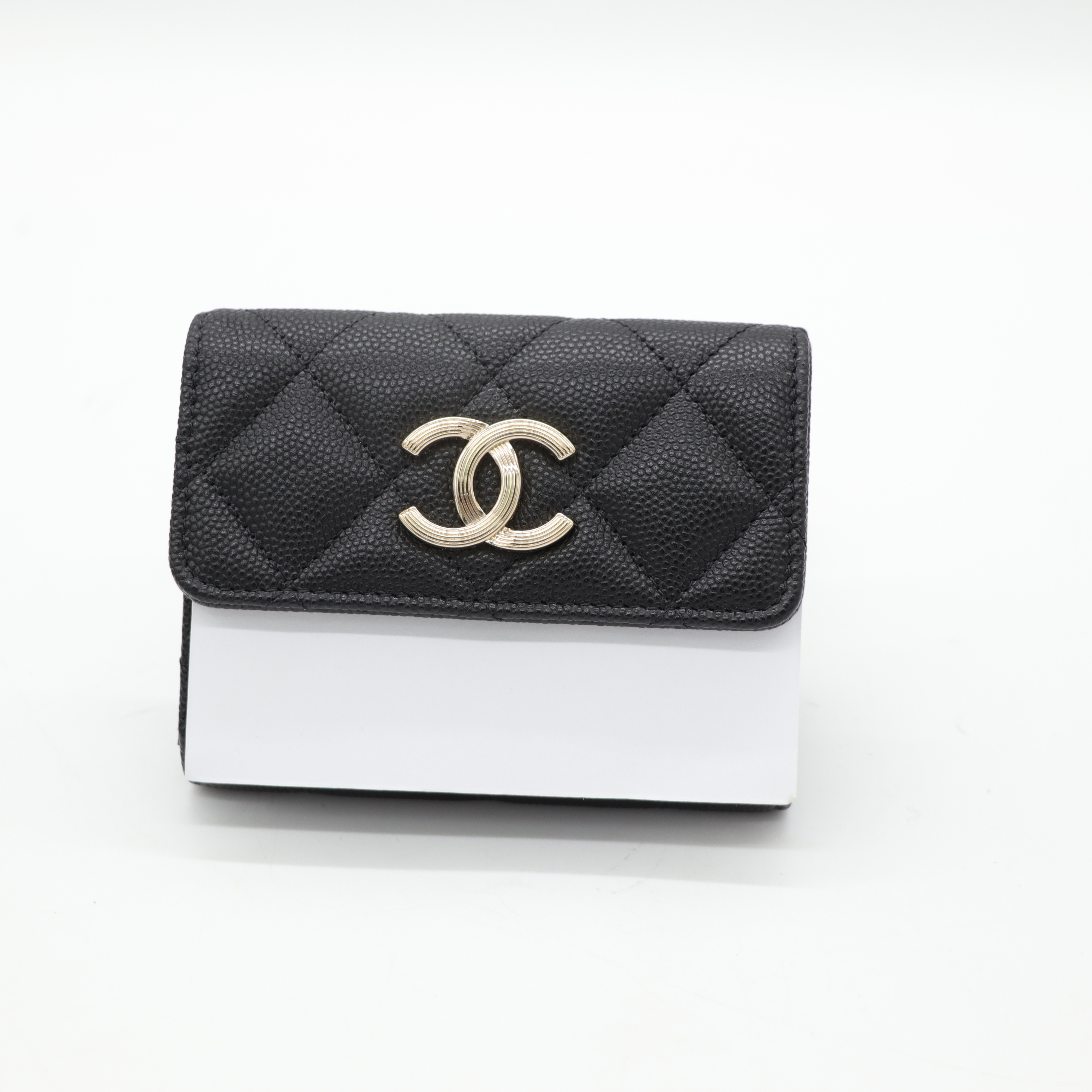 Chanel香奈兒 CC Logo 黑色荔枝 短夾-1