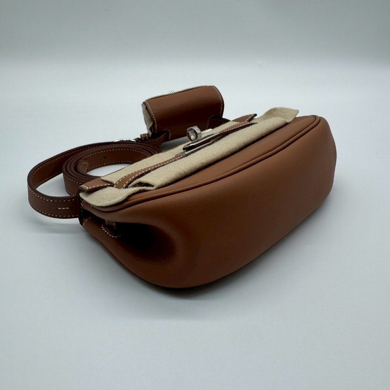 Hermès Kelly Moove金棕色銀扣K刻2025-2