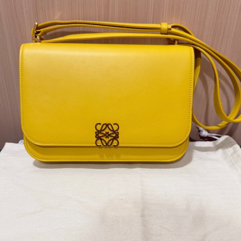 LOEWE Goya豆腐包 黃色 22.5×7.5×15cm 99新配件塵袋-2
