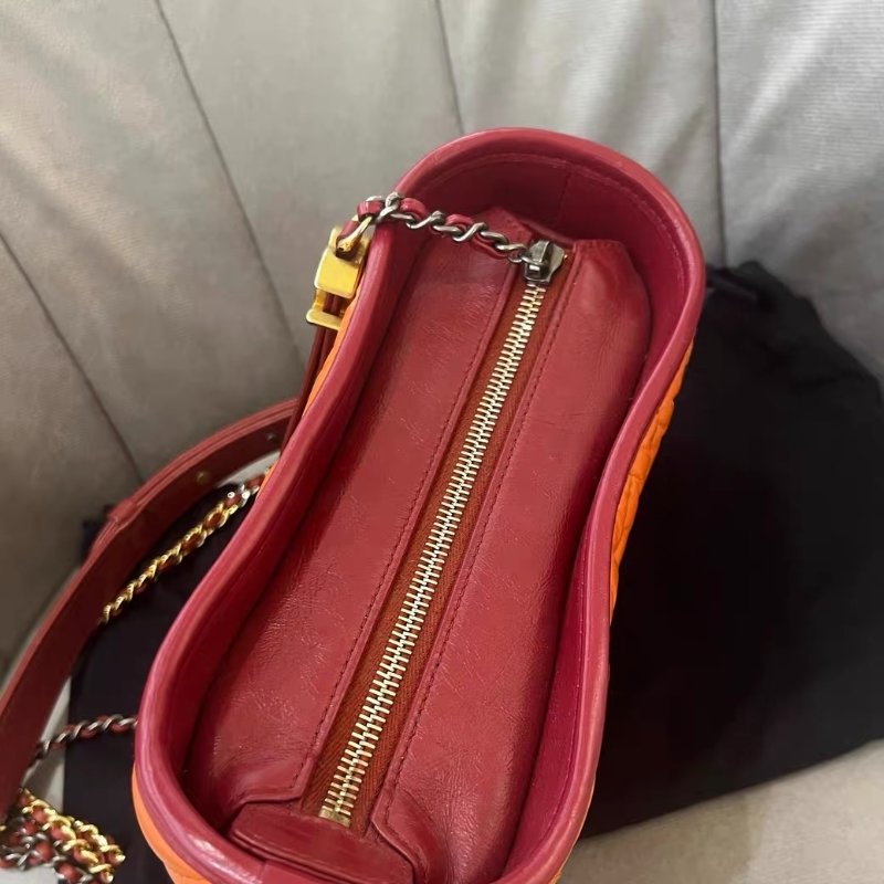 Chanel 橘色拼皮 V紋 流浪包 小號 鏈條包 肩背斜背包 20*17cm 98新配件塵袋 購證 保卡-2