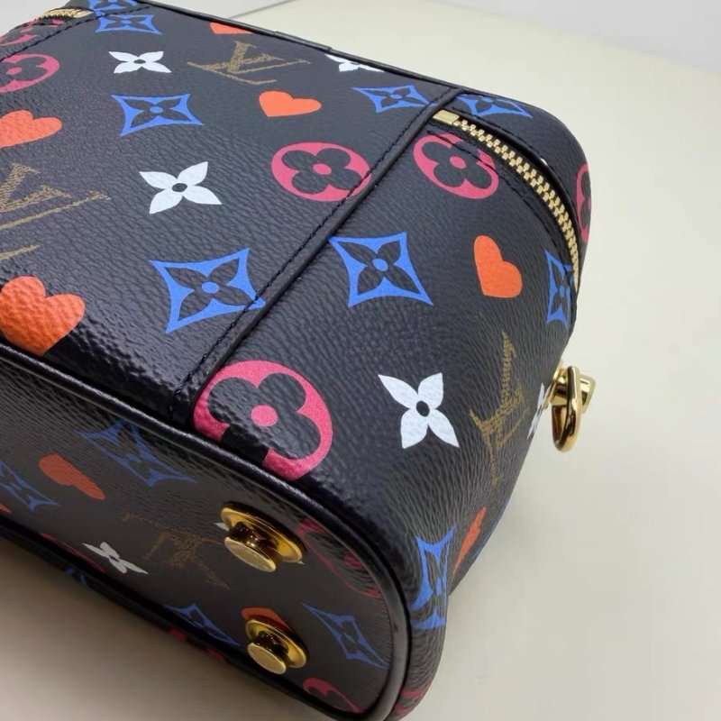 LV 黑三彩 老花化妝包 19*13cm 98新配件鑰匙鎖 塵袋-4