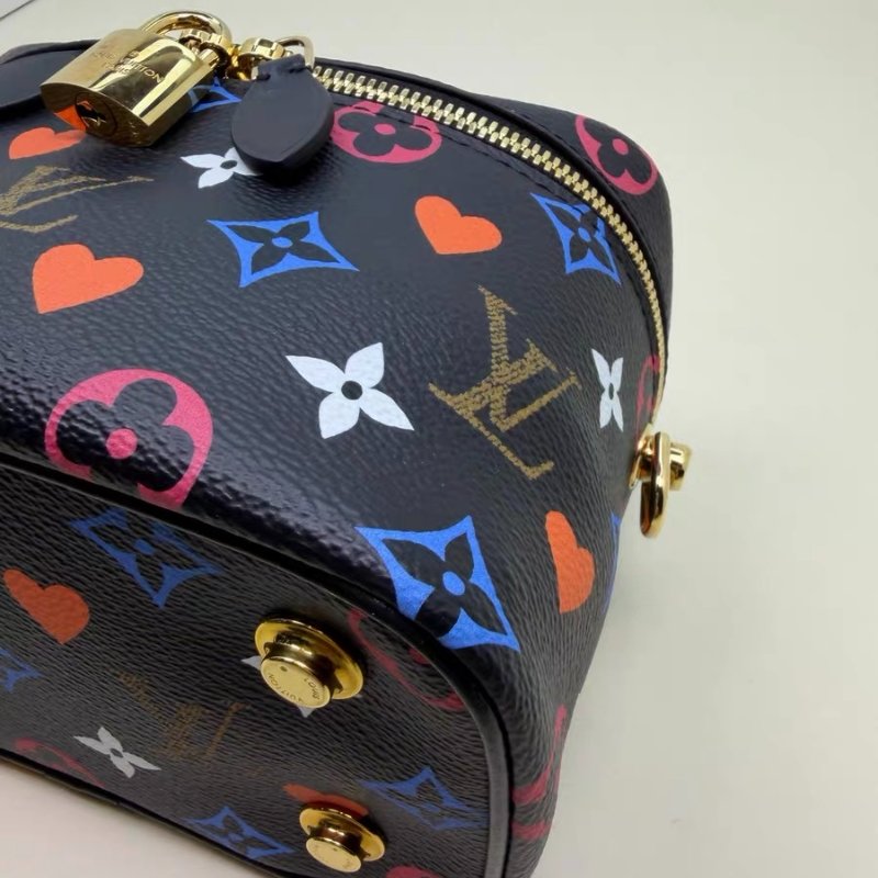 LV 黑三彩 老花化妝包 19*13cm 98新配件鑰匙鎖 塵袋-6