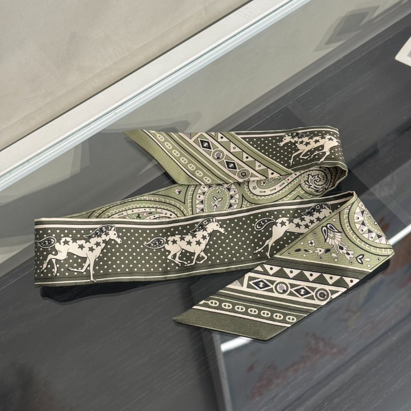 HERMES Cheval de Coeur Bandana愛心駿馬Twilly - 綠-4