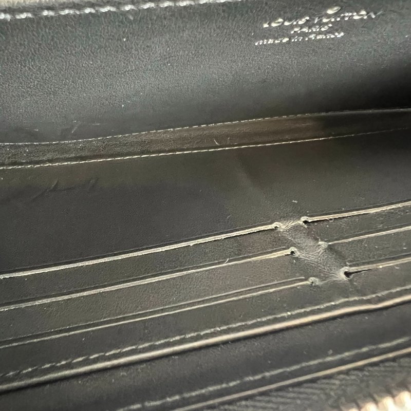 LV M61867/晶片款 黑Mahinaㄇ拉長夾-7