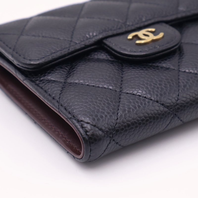 CHANEL 經典口蓋三折短夾 - 黑金-9