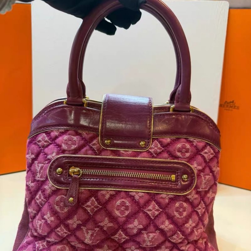 Lv 玫粉色牛仔金鎖扣 拼皮手提包28*22cm 98新配件塵袋 鑰匙 鎖-9