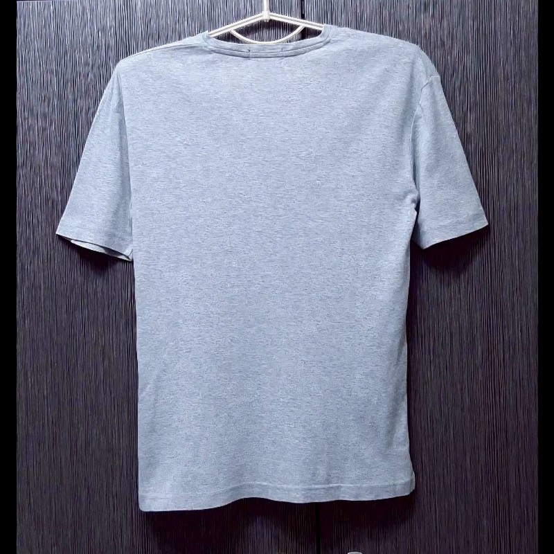 絕版BURBERRY 博柏利 BLACK LABEL 黑標 戰馬 男灰色V領燙印LOGO短袖T恤2號-1