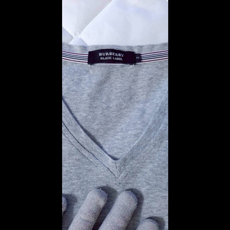 絕版BURBERRY 博柏利 BLACK LABEL 黑標 戰馬 男灰色V領燙印LOGO短袖T恤2號-6