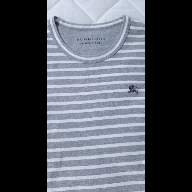 (日本製MIJ)絕版BURBERRY 博柏利 BLACK LABEL 黑標 戰馬 男灰白條紋短袖T恤3號-2