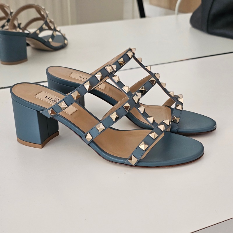 Valentino 卯釘粗根涼鞋 36碼-3