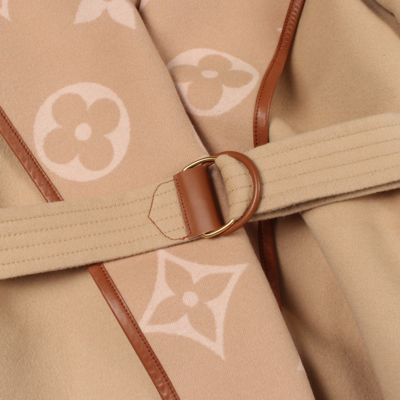 路易威登 (LOUIS VUITTON) 連帽裹身大衣，巨型Monogram圖案，其他款式，RW221WW，NUV FMCO05，羊毛材質，米色，二手女款-5