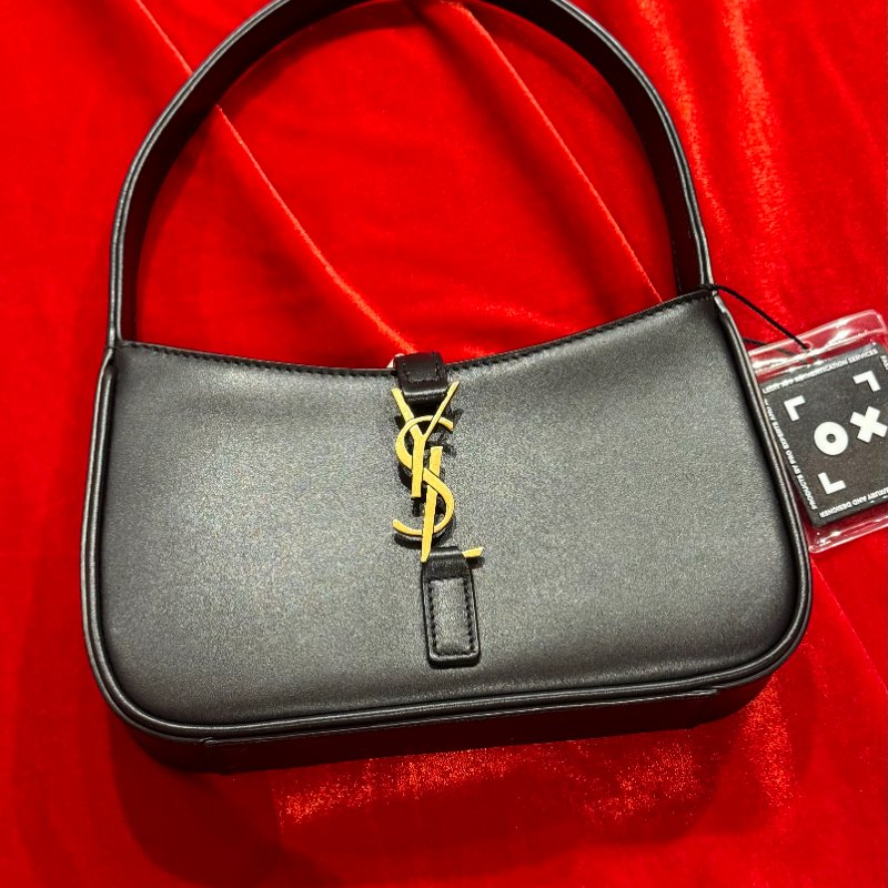 🌟 YSL Saint Laurent Le 5 à 7 經典黑色小牛皮 Hobo 手提/腋下包-7