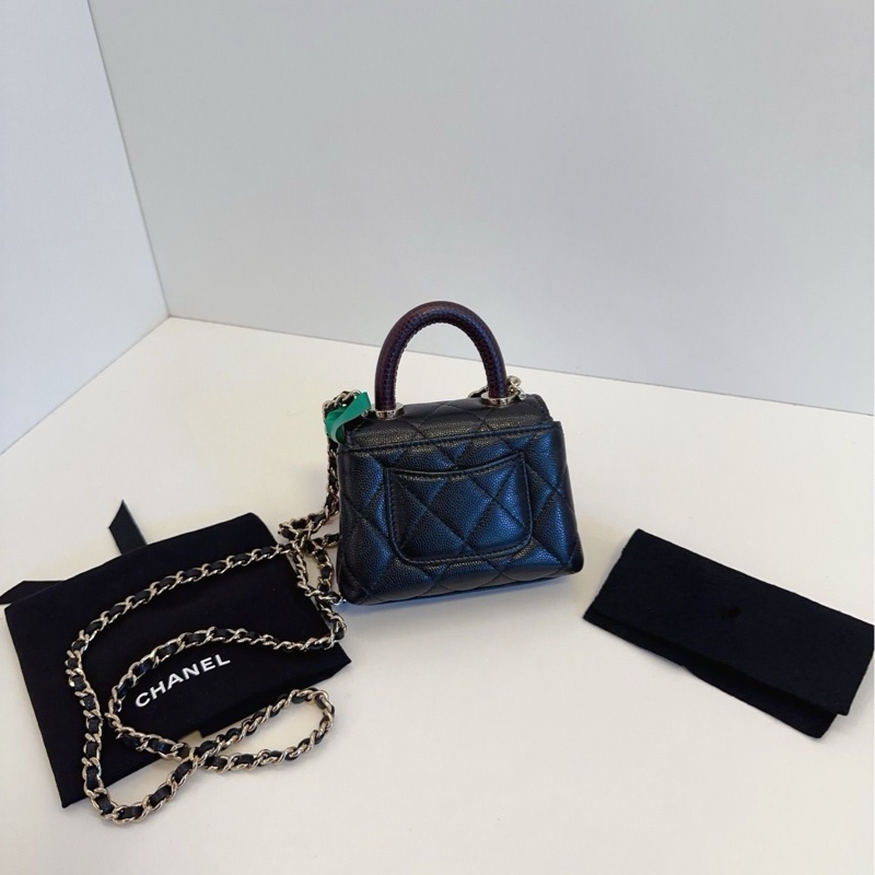 Chanel 25A coco handle nano 黑金荔枝牛皮 紅蜥蜴手提-1