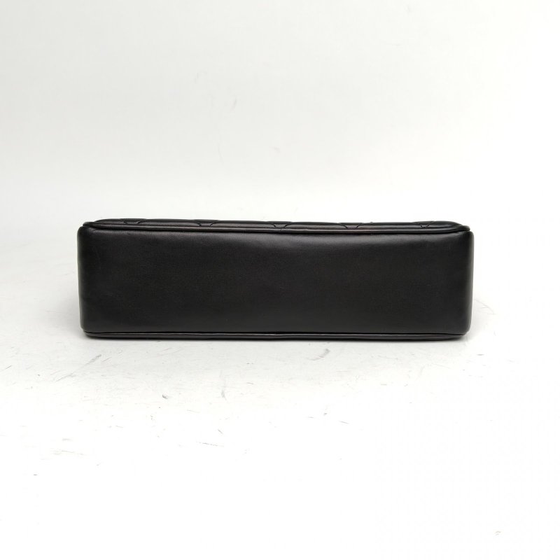 CHANEL 黑色羊皮3開金扣中古黑金貝嫂扣托特包-3