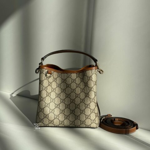 99新🆕 Gucci 古馳 GG Emblem 水桶包小號