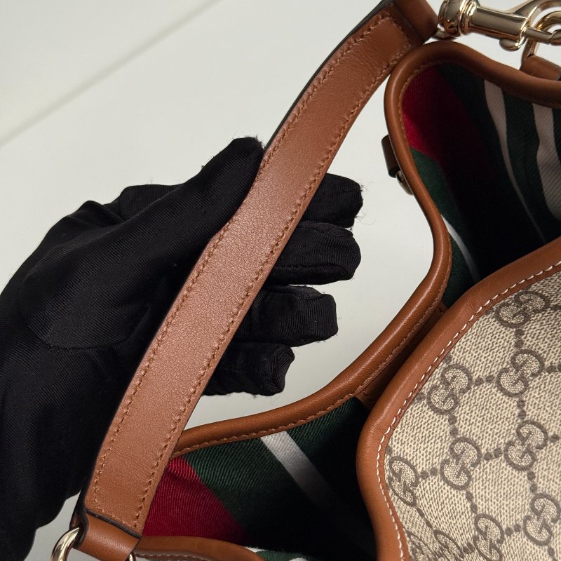 99新🆕 Gucci 古馳 GG Emblem 水桶包小號-14