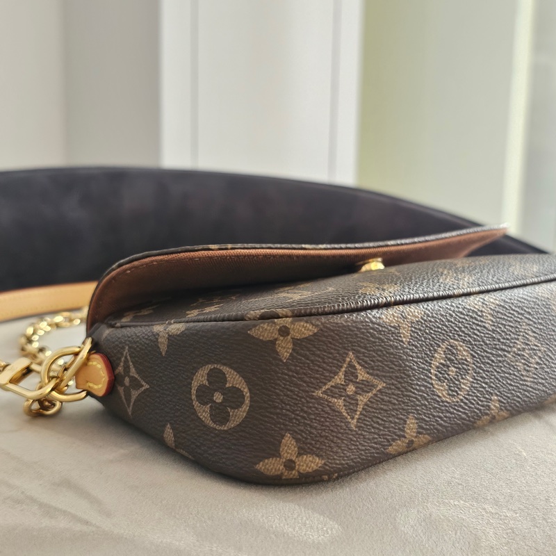 LV Ivy woc-4