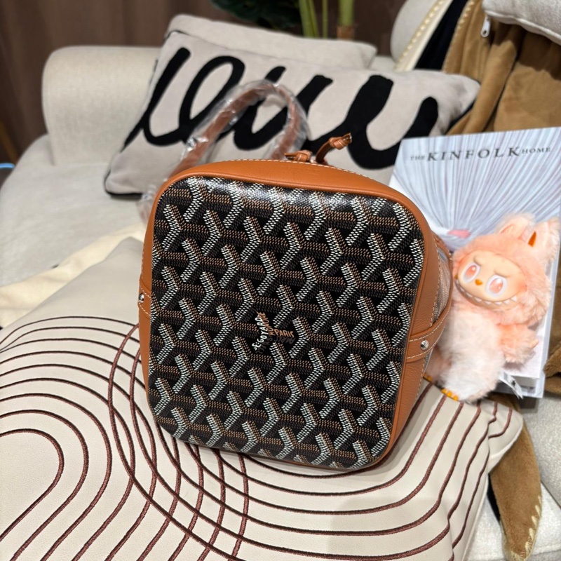 Goyard Petit Bucket Bag Tan-5