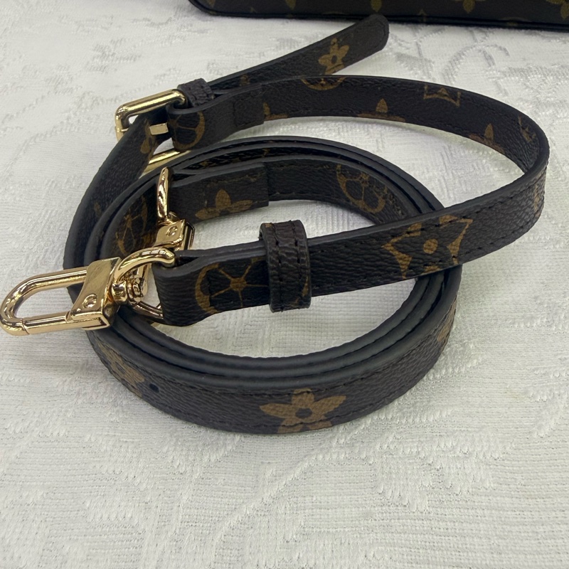 Louis Vuitton Crossbody Bag-13