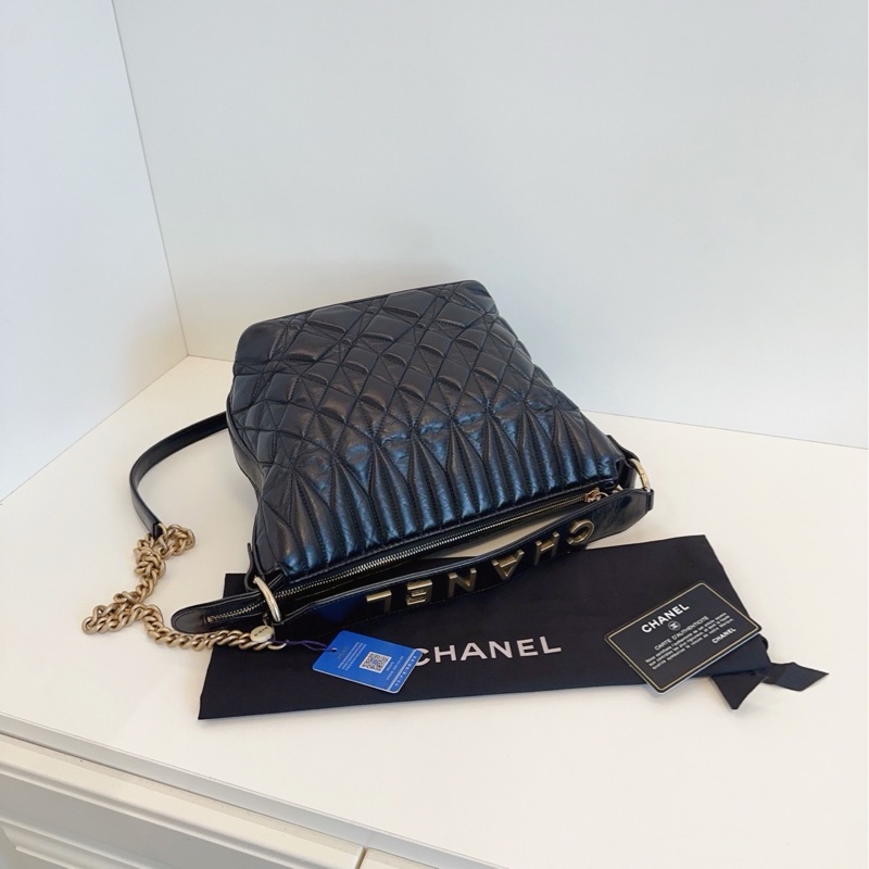 💎Chanel香奈兒|黑金油蠟牛皮嬉皮流浪包|99新|有卡-7