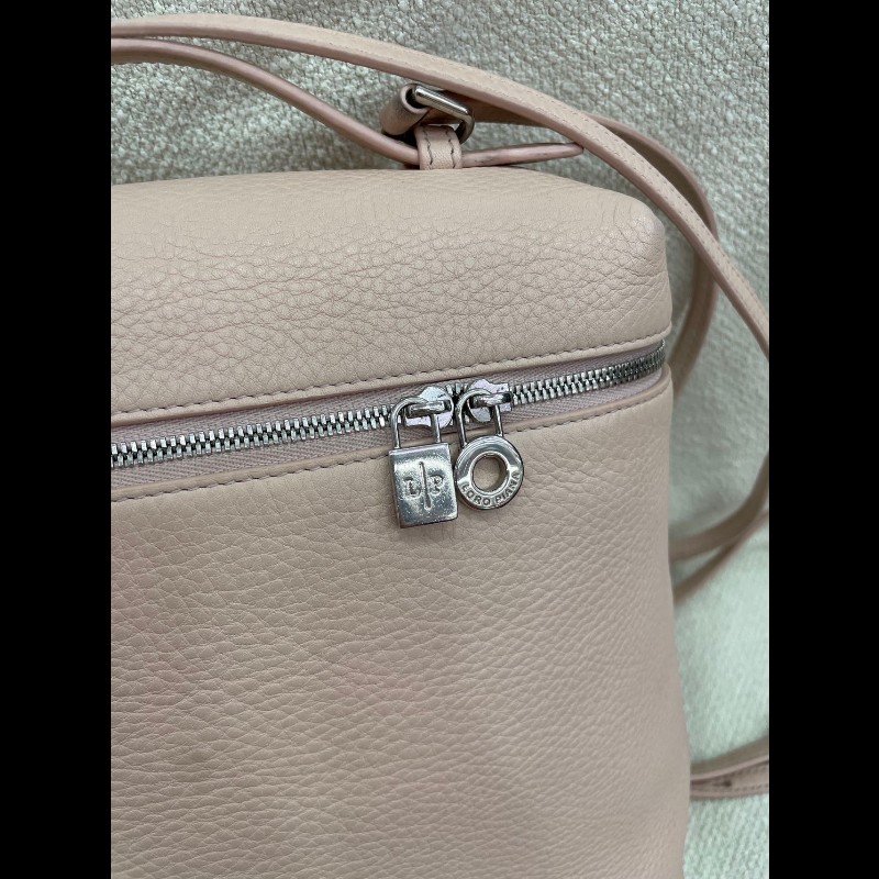 Loro Piana LP L23.5 Extra Pocket 雙肩背包-3