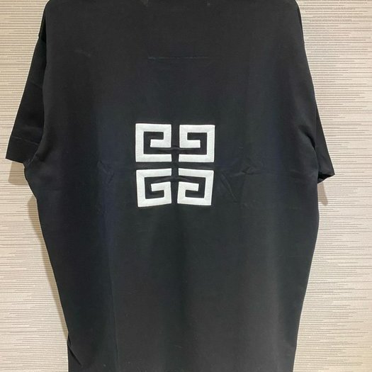 💎Han's house精品服飾💎GIVENCHY 紀梵希 Logo 短 T 刺繡 現貨原價24650-4