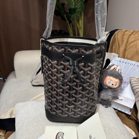 Goyard petit flot bucket bag Black