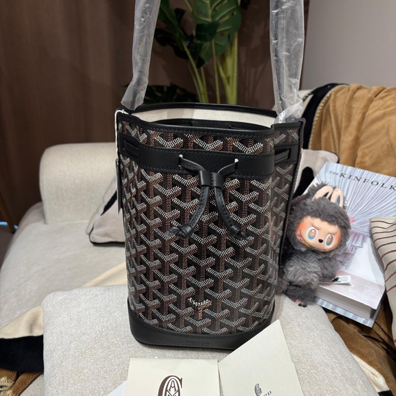 Goyard petit flot bucket bag Black-0