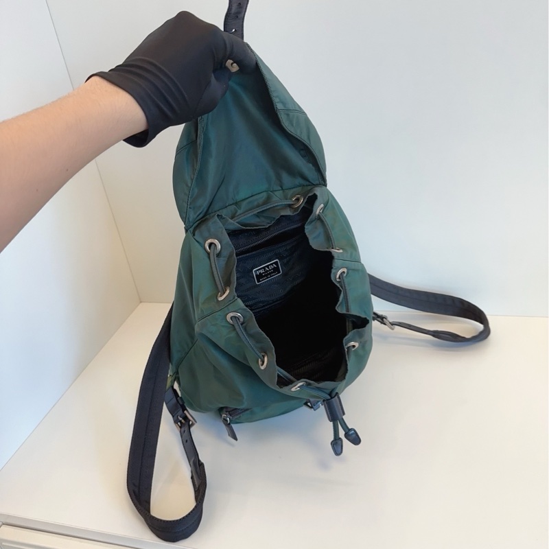 ✨Prada普拉達｜綠色降落傘帆布｜雙肩包書包｜98新-8