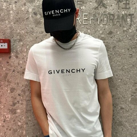 💎Han's house精品服飾💎GIVENCHY 紀梵希 雙面 Logo 短 T 寬版 白 現貨 XS