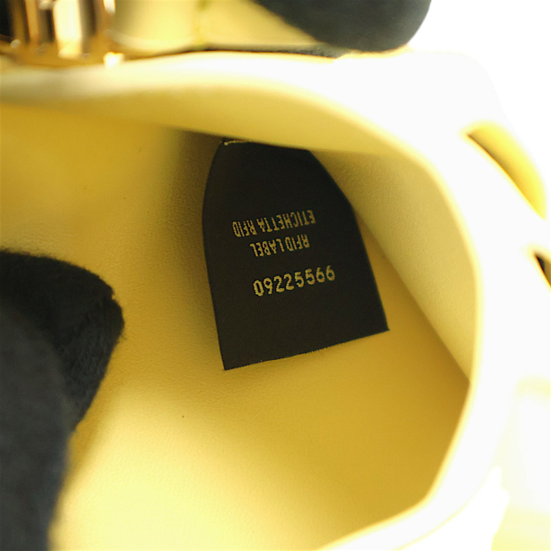 黃色 羊皮 Slim Baguette 兩折 短夾【FENDI 芬迪】 8M0519-7